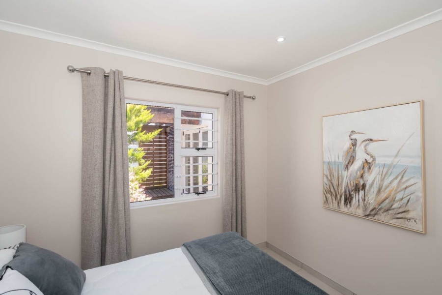 3 Bedroom Property for Sale in Middedorp Western Cape